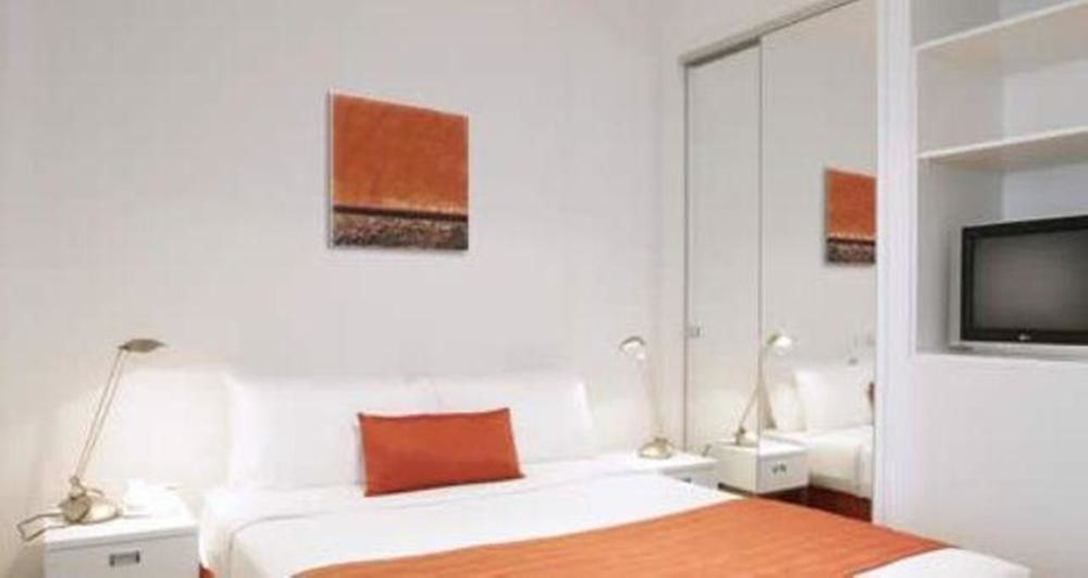 Milano Serviced Apartments Мельбурн Екстер'єр фото